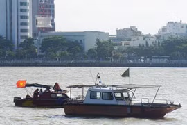 Người đàn ông câu cá rơi xuống sông Hàn mất tích