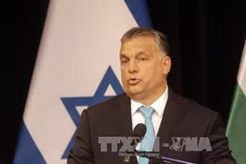 Thủ tướng Hungary bắt đầu thăm chính thức Việt Nam