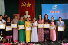 Kbang: Biểu dương phụ nữ điển hình tiên tiến