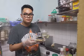 10X quản lý 3 cửa hàng cà phê, sáng lập bảo tàng thông minh