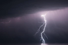 Kỷ lục tia sét dài nhất thế giới