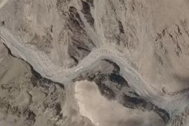 Trung Quốc đã sớm điều động võ sĩ, đội rước đuốc Olympic lên biên giới Ấn Độ