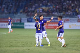 Chủ tịch 9x hạ chỉ tiêu phải thắng HAGL cho Hà Nội FC