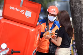 Thương mại điện tử: Cần chế tài nặng hơn