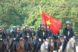 Thủ tướng và Chủ tịch Quốc hội dự Lễ ra mắt Đoàn Cảnh sát cơ động Kỵ binh