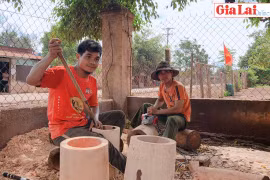 Cối gỗ làng Breng