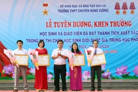 Tuyên dương 28 học sinh đạt giải quốc gia