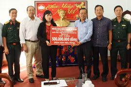 Gia Lai tiếp nhận 500 triệu đồng khắc phục thiệt hại do hạn hán