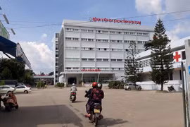 Kon Tum: 2 người bị bỏng xăng trong căn nhà khóa trái cửa