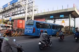 300 năm tiền phí, nhưng còn bao nhiêu nữa?