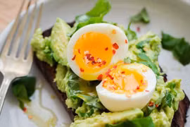 Thực phẩm ăn sáng nào tốt nhất để kéo dài tuổi xuân?