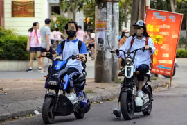 Cấp giấy phép lái xe hạng A0: Học sinh hết 'vô tư' chạy xe máy, xe đạp điện