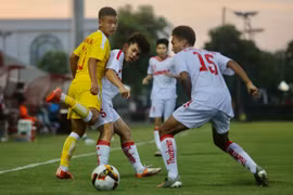 CĐV bức xúc với màn "đá ma" khiến U19 HAGL II bị loại tức tưởi