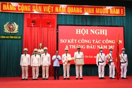 Chủ tịch UBND tỉnh Võ Ngọc Thành: Công an tỉnh tiếp tục phát huy vai trò nòng cốt, là 1 trong 3 lực lượng tuyến đầu chống dịch