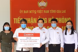 Agribank-Chi nhánh Đông Gia Lai Lai ủng hộ phòng-chống dịch Covid-19