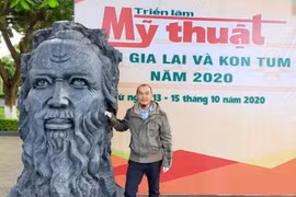 Nguyễn Vinh: Theo đuổi đam mê nghệ thuật điêu khắc