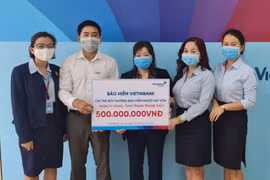 VietinBank Gia Lai chi trả 600 triệu đồng quyền lợi bảo hiểm người vay vốn