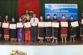 Chư Păh biểu dương gia đình nhiều thế hệ tiêu biểu