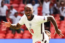 Video Anh - Croatia: Sterling phá vỡ thế bế tắc