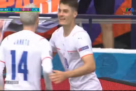 Xem lại siêu phẩm từ giữa sân của Patrik Schick vào lưới Scotland