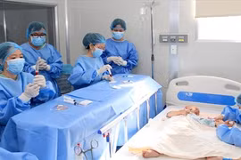 Bệnh nhi 3 tuổi mắc u nguyên bào thần kinh được ghép tuỷ tự thân thành công