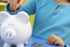 "Tay hòm chìa khóa"