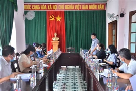 Báo Gia Lai làm việc với huyện Mang Yang về công tác phát hành báo Đảng
