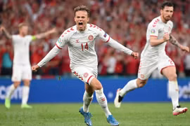 Xác định được 11 đội tuyển góp mặt tại vòng 1/8 EURO 2020