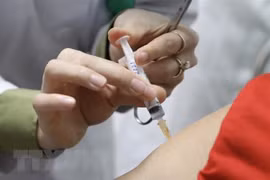 Hoàn tất 1.000 mũi đầu tiên thử nghiệm giai đoạn 3 vaccine Nano Covax