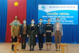 Truyền thông về phòng-chống rác thải nhựa tại xã Hneng