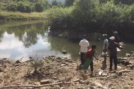 Mang Yang: 3 học sinh bị trượt chân rơi xuống suối tử vong