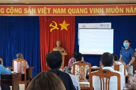 Đức Cơ: Tập huấn triển khai tiêm vắc xin phòng Covid-19 cho cán bộ tuyến xã