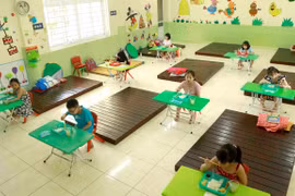 Tháng hành động vì trẻ em: Bảo vệ 'mầm non tương lai' trong đại dịch