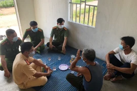 Phú Thiện: Hỗ trợ gia đình nạn nhân tử vong do tai nạn giao thông