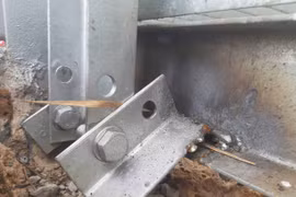 Cần gia cố cầu treo Biển Hồ