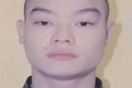 Kiểm tra quán karaoke về phòng chống dịch Covid-19, phát hiện kẻ truy nã lẩn trốn