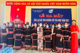 Mang Yang: Ra mắt Câu lạc bộ "Nói không với tảo hôn"
