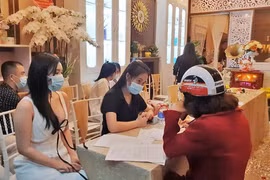 Thu hồi giấy phép kinh doanh thẩm mỹ viện khai trương rầm rộ giữa mùa dịch