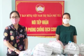 Krông Pa: 2 cá nhân ủng hộ 60 suất quà cho phụ nữ mang thai và trẻ em trong khu cách ly