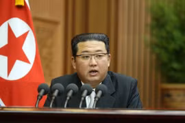 Thử tên lửa siêu thanh xong, ông Kim Jong Un lên tiếng nói với Mỹ