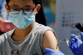 WHO: Vaccine Pfizer phù hợp để tiêm cho trẻ em từ 12 tuổi trở lên