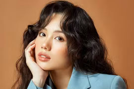 Vẻ nóng bỏng của hot girl vướng tin đồn hẹn hò Trương Thế Vinh