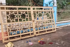 Quảng Nam: Cổng trường sập đè chết 1 trẻ mầm non, 1 bị thương