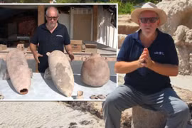 Bất ngờ phát hiện nhà máy rượu khổng lồ 1.500 tuổi