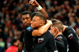 Kết quả Ligue 1, PSG 2-1 Angers: Vị cứu tinh Mbappe