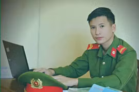 Những chiến sĩ Công an hiếu học