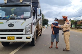 Pleiku: Quản lý chặt công dân, phương tiện từ các tỉnh, thành phía Nam về địa phương