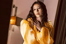 Bất ngờ với nhan sắc nóng bỏng của 'kiều nữ làng hài' Nam Thư