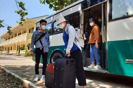 Công điện của Thủ tướng yêu cầu các tỉnh thành đưa đón người dân về quê