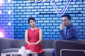 Diva Mỹ Linh xúc động bật khóc khi nhìn kỷ vật 25 năm